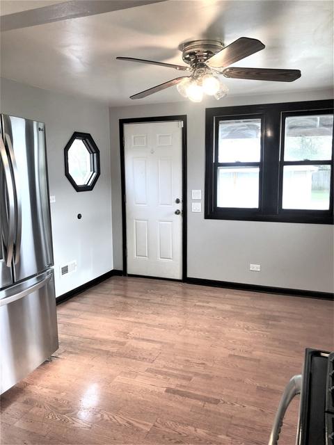 8043 Lamon Ave, Burbank, IL 60459 photo 9