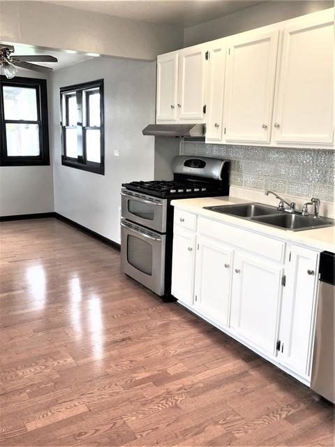 8043 Lamon Ave, Burbank, IL 60459 photo 7