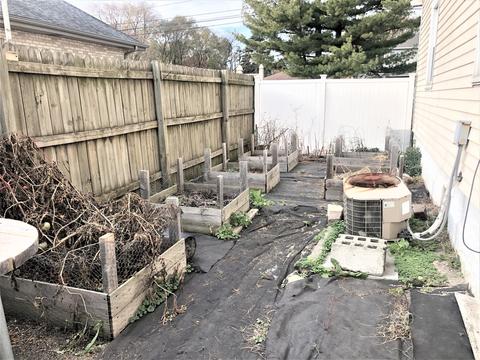 8043 Lamon Ave, Burbank, IL 60459 photo 28