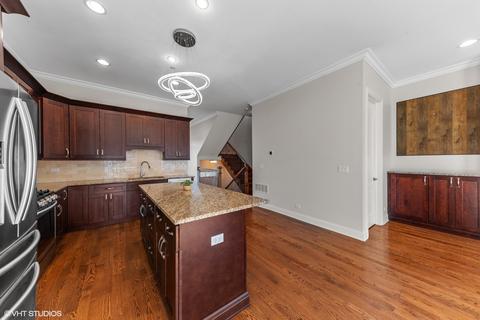 705 E Prospect Ave, Mount Prospect, IL 60056 photo 4