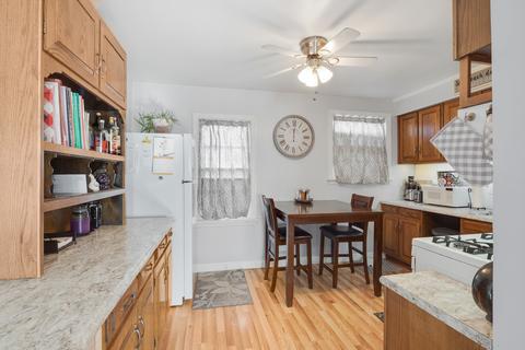 58 Souster Ave, Elgin, IL 60123 photo 5
