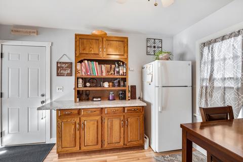 58 Souster Ave, Elgin, IL 60123 photo 6
