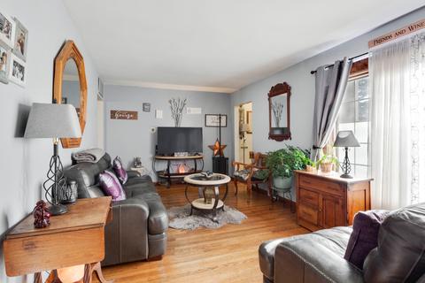 58 Souster Ave, Elgin, IL 60123 photo 3