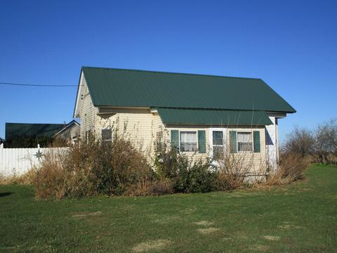 18763 E 2300th Rd, Chrisman, IL 61924 photo 1