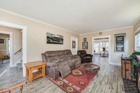 210 S Commonwealth Ave, Aurora, IL 60506 photo 10