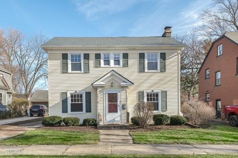 210 S Commonwealth Ave, Aurora, IL 60506 photo 24