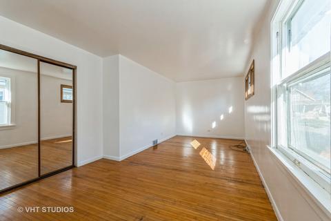 307 Morgan St, Elgin, IL 60123 photo 4