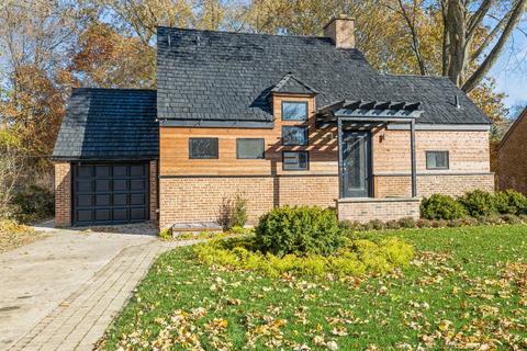 195 Akenside Rd, Riverside, IL 60546 photo 1