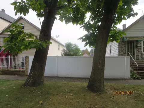 8747 S Colfax Ave, Chicago, IL 60617