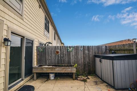 1773 Bristol Walk, Hoffman Estates, IL 60169 photo 15