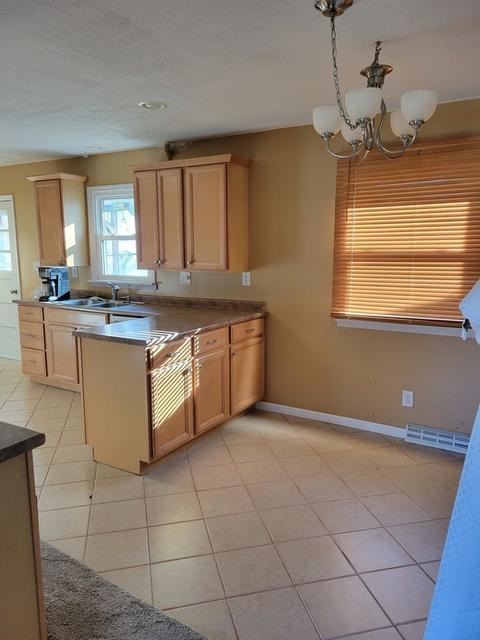 315 Rowe Dr, Bloomington, IL 61701 photo 5
