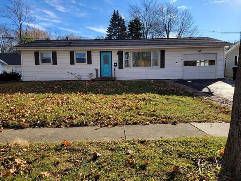 315 Rowe Dr, Bloomington, IL 61701 photo 1