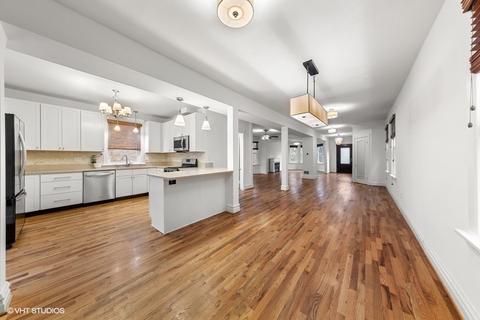 4537 N Artesian Ave, Chicago, IL 60625 photo 11