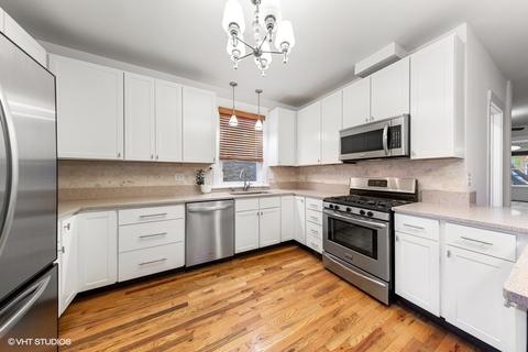 4537 N Artesian Ave, Chicago, IL 60625 photo 10