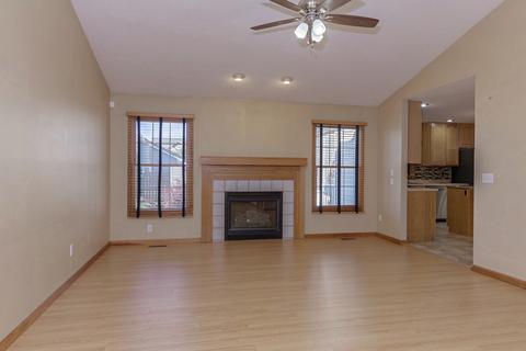 1805 Chuck Murray Dr, Normal, IL 61761 photo 4