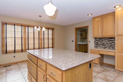 1805 Chuck Murray Dr, Normal, IL 61761 photo 9