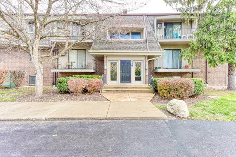 138 E Bailey Rd #B, Naperville, IL 60565 photo 1