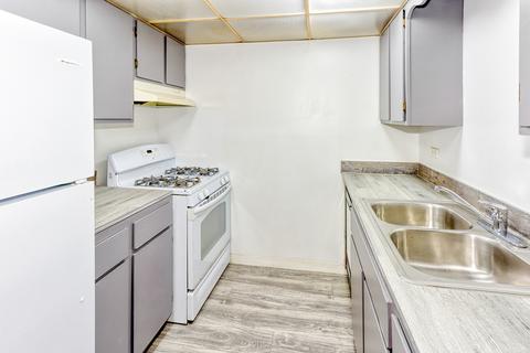 138 E Bailey Rd #B, Naperville, IL 60565 photo 6