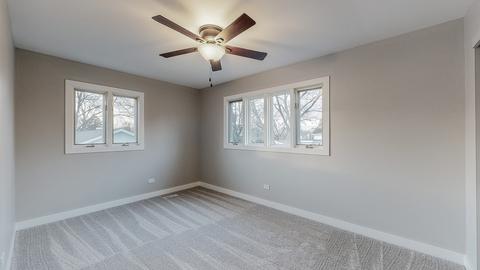 213 E Farnham Ln, Wheaton, IL 60189 photo 23
