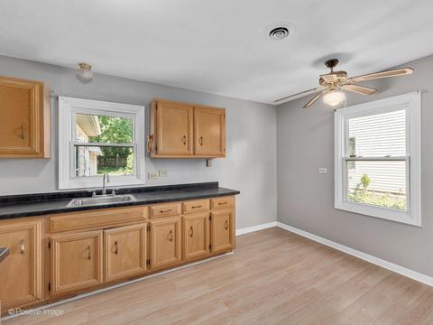 1208 Grant St, Wheaton, IL 60189 photo 5