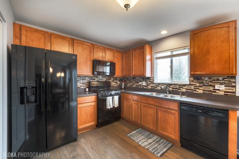 6508 Cork Ln, Mchenry, IL 60050 photo 7