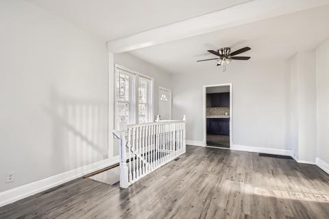 2235 E 93rd St, Chicago, IL 60617 photo 3