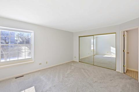 725 W Highgoal Dr, Wheeling, IL 60090 photo 15