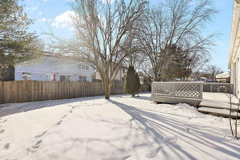725 W Highgoal Dr, Wheeling, IL 60090 photo 19
