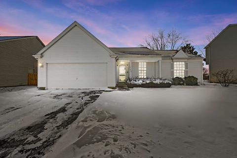 725 W Highgoal Dr, Wheeling, IL 60090 photo 1