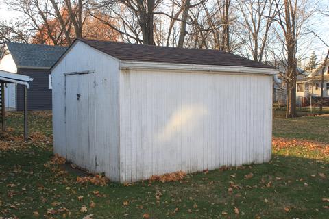 217 E 8th St, Dixon, IL 61021 photo 3
