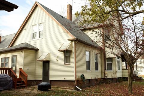 526 E Washington St, Clinton, IL 61727 photo 6