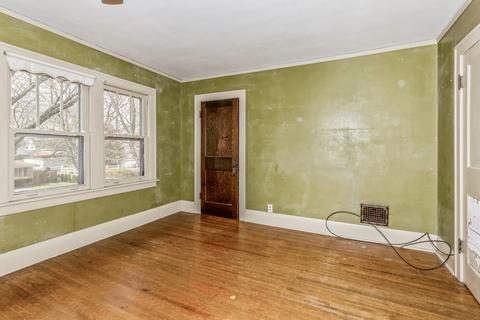 360 S Small Ave, Kankakee, IL 60901 photo 8