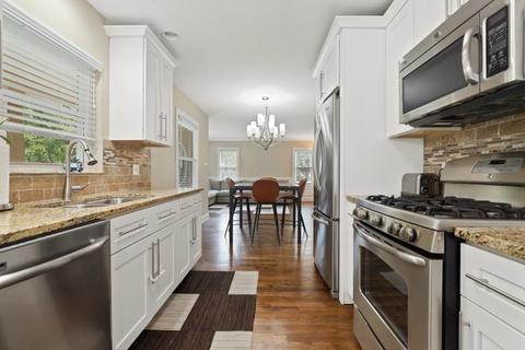 934 S Spring Rd, Elmhurst, IL 60126 photo 8