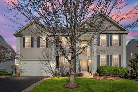 592 Wexford Dr, Elgin, IL 60124 photo 2