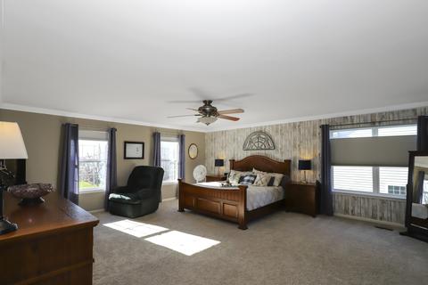 592 Wexford Dr, Elgin, IL 60124 photo 31