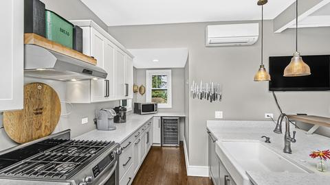 1522 W Juneway Ter, Chicago, IL 60626 photo 19