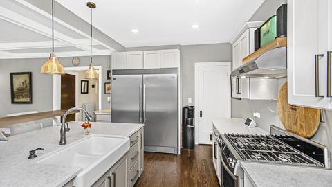 1522 W Juneway Ter, Chicago, IL 60626 photo 18