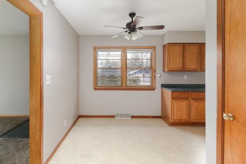 1 Linda Ln, Normal, IL 61761 photo 10