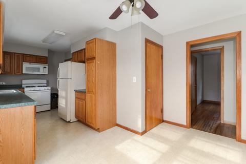 1 Linda Ln, Normal, IL 61761 photo 7