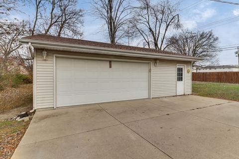 1 Linda Ln, Normal, IL 61761 photo 3