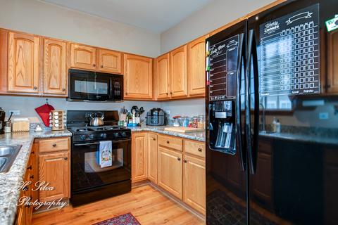 550 Declaration Ln, Aurora, IL 60502 photo 10