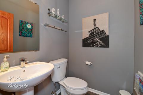 550 Declaration Ln, Aurora, IL 60502 photo 12