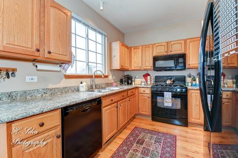 550 Declaration Ln, Aurora, IL 60502 photo 9