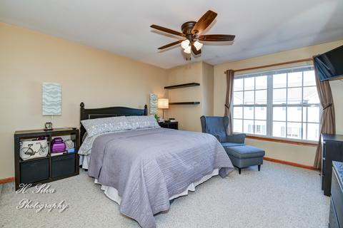 550 Declaration Ln, Aurora, IL 60502 photo 13
