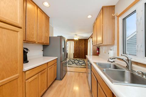210 N Morgan Ave, Wheaton, IL 60187 photo 5