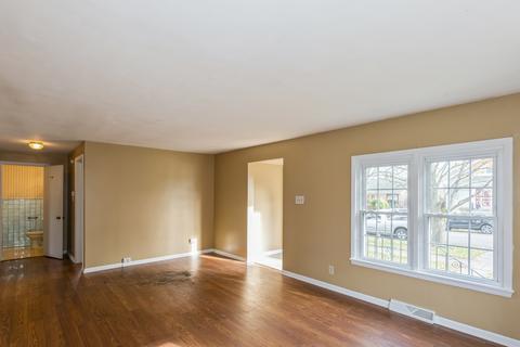 965 S 5 Th Ave, Kankakee, IL 60901 photo 3