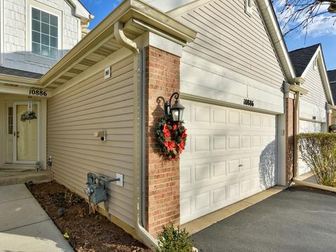 10886 Cape Cod Ln, Huntley, IL 60142 photo 2