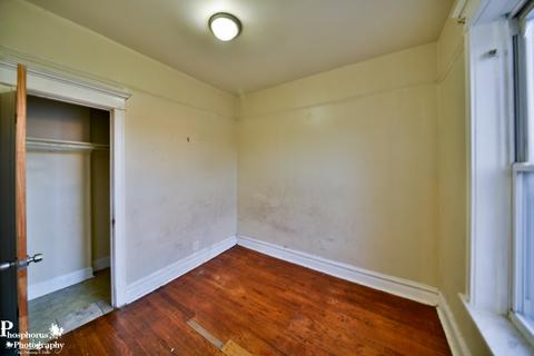 6344 S Eberhart Ave, Chicago, IL 60637 photo 20