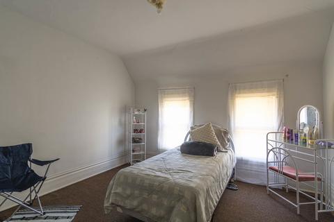 417 Algona Ave, Elgin, IL 60120 photo 14