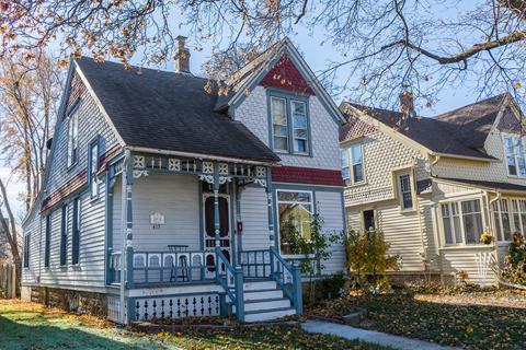 417 Algona Ave, Elgin, IL 60120 photo 2